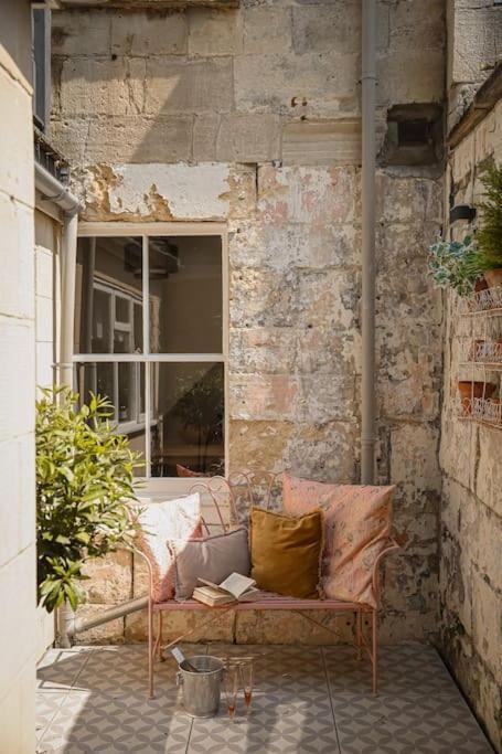Primrose Cottage - With Private Courtyard & Sun Terrace In Central 바스 외부 사진