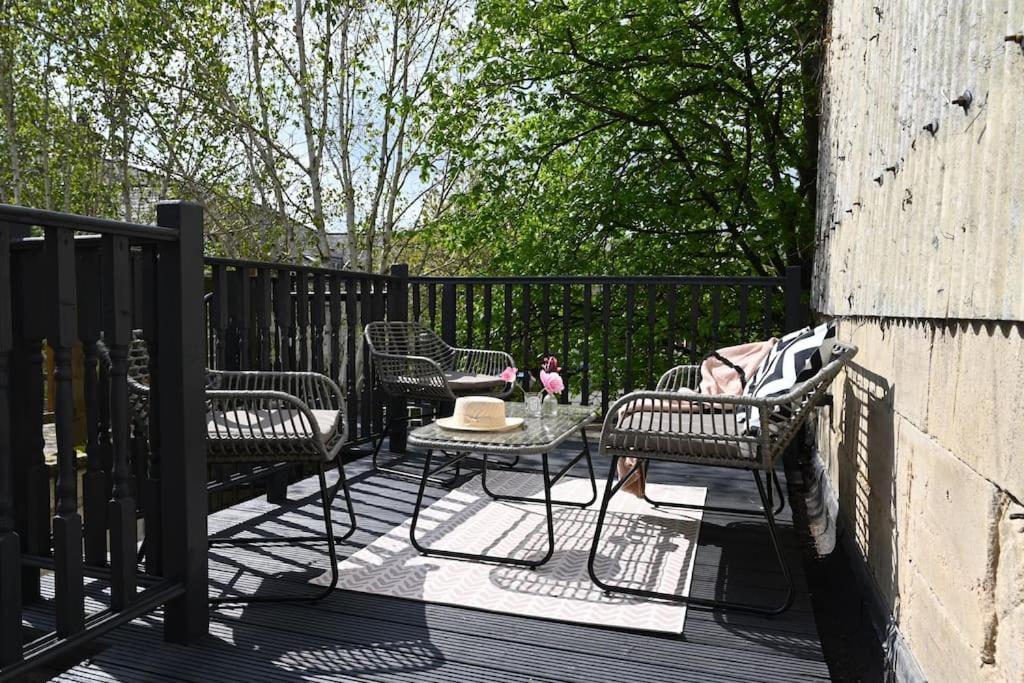 Primrose Cottage - With Private Courtyard & Sun Terrace In Central 바스 외부 사진